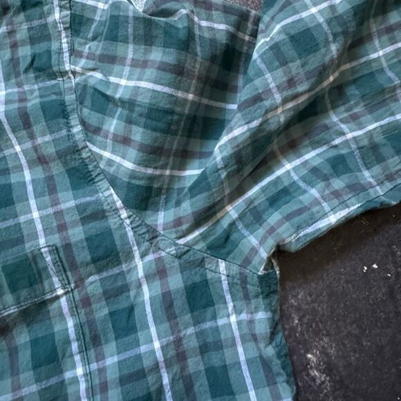 Gap Long Sleeve Button Down Shirt Size Medium Cotton Blend Lightweight Preppy - Picture 4 of 11